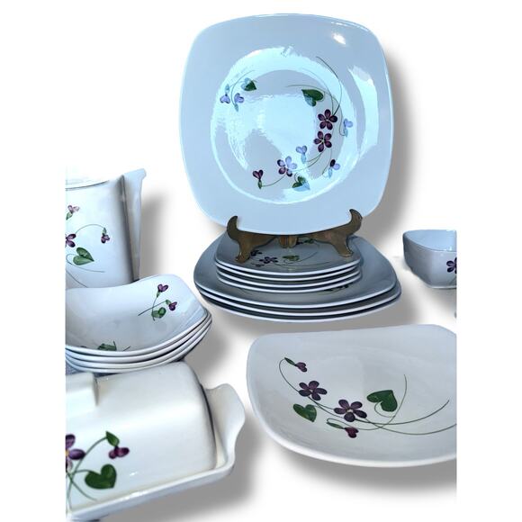 Large Set of Vintage Orchard Ware Bone China - Picture 3 of 5